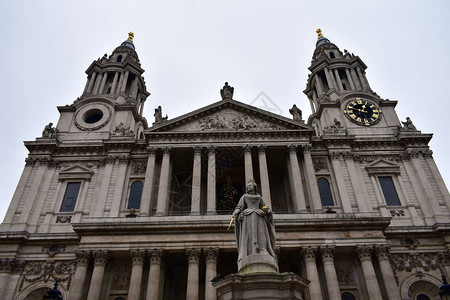 圣保罗大教堂与英国伦敦的安妮图片