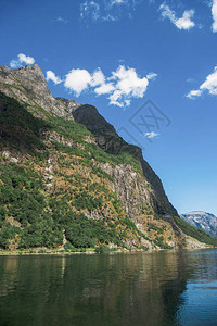 挪威内罗峡湾古德旺恩风景秀丽图片