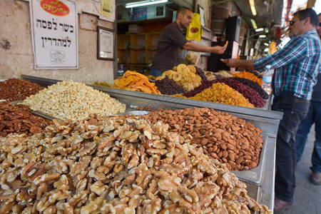 马哈内耶胡达可食用的种子在以色列耶路撒冷的MahaneYehuda市场展出种子是一些药物的来源背景