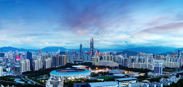 深圳大城市的空中夜景图片