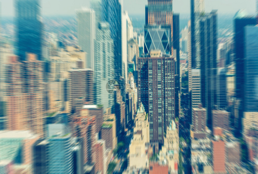 摩天大楼曼哈顿中城的直升机视野模糊图片