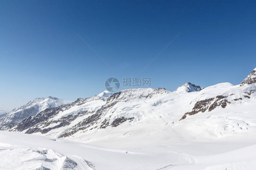 位于瑞士阿尔卑斯山的Jungfrarujoch地区Aletsch冰川景观图片