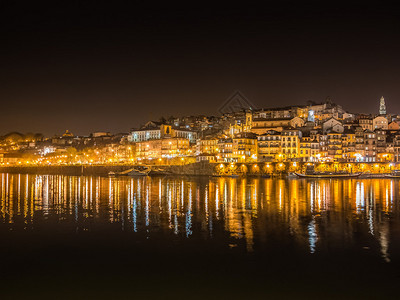 晚上的波尔图葡萄牙图片