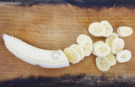 新鲜切片香蕉图片