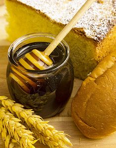 健康的蜂蜜罐子面包制图片