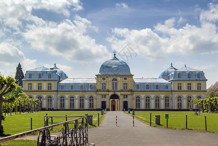 Palace是位于德国波恩的一座Baroque大楼图片