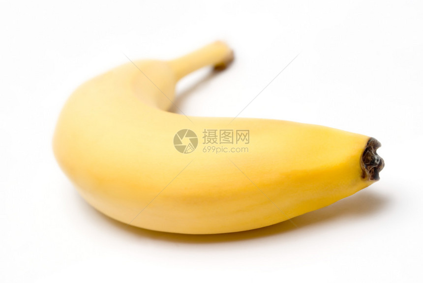 白色背景上的成熟香蕉图片