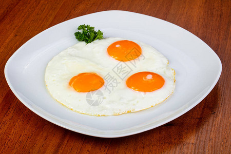 煎鸡蛋可口早餐图片