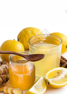 蜂蜜柠檬和姜汁汤力图片