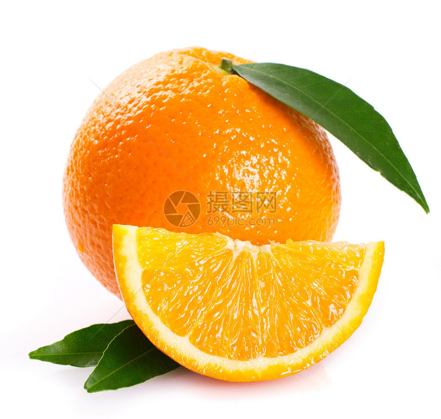 在白色背景上孤立的新鲜橙子图片