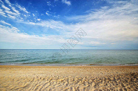 海景热带海滩阳光明媚的天空阿佐夫图片