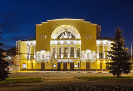 沃尔科夫剧院晚上在俄罗图片