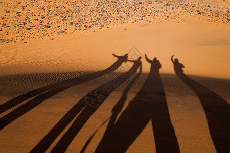 撒哈拉游牧民族沙的阴影插画