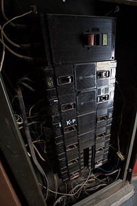 西尔尼克打开的电子配电盘特写背景