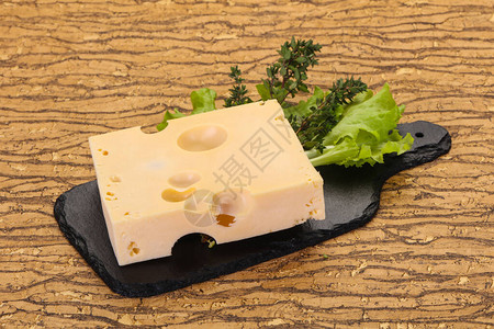 Maasdam奶酪砖图片