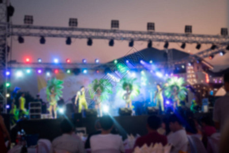 有关泰国传统舞蹈的亮线灯光的抽象模糊焦点背景背景图片