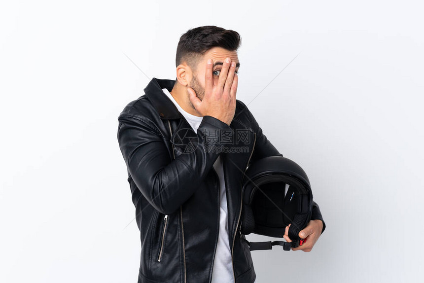 戴摩托头盔的男子蒙着眼图片
