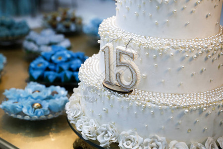 派对蛋糕15岁生日蛋糕15岁图片