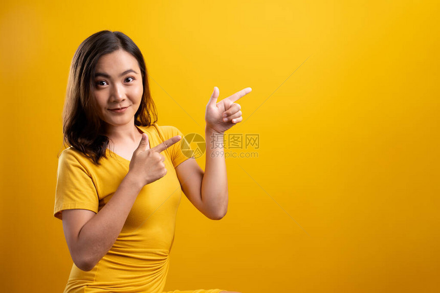 女指将空间复制在黄图片