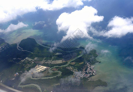 空中观望接近麦克坦宿务国图片