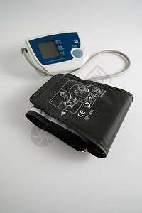 一种蓝牙血压监测仪图片