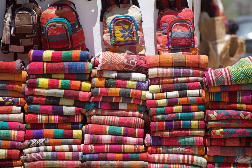 阿根廷Jujuy省Purmamarca的纺织店Purmamarca位于QuebradadePurmamarca图片