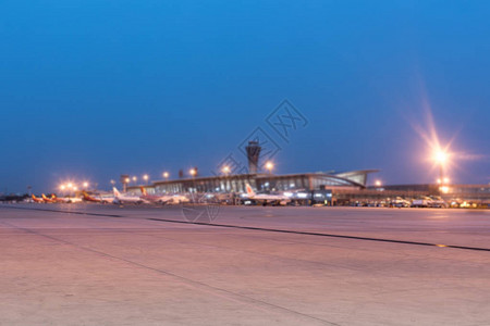 西安机场夜间背景图片