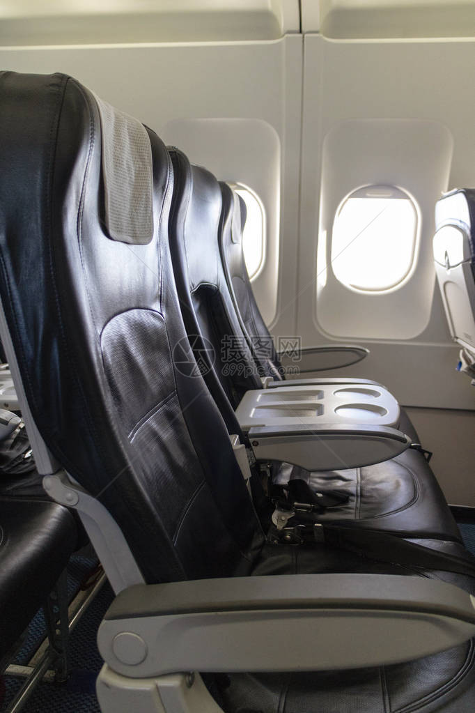 客机的飞机座椅配置Circ图片