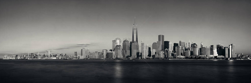 纽约市天际线新泽西的赫德森河上图片