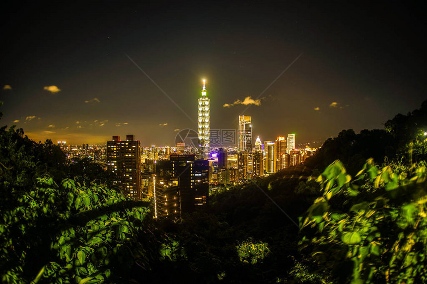 从象山台北看到的台北夜景图片