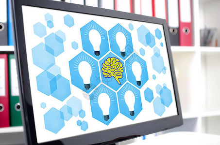 计算机屏幕上显示的人类大脑图片