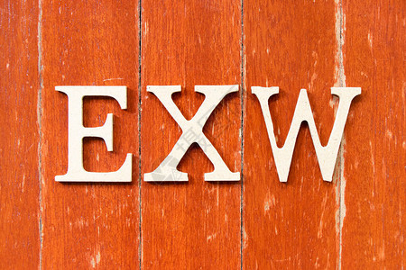 旧红色木板本底的字母缩写为EXWEx图片