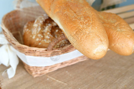 面包店面包在图片