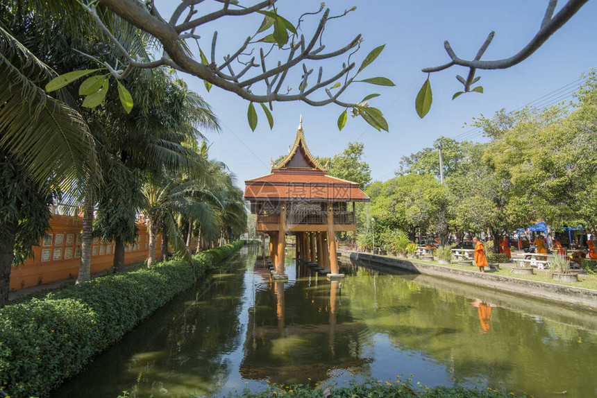 泰国北部甘烹碧府甘烹碧镇的屈阳寺和皇家寺院图片