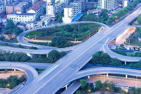交通高峰时间在上海图片