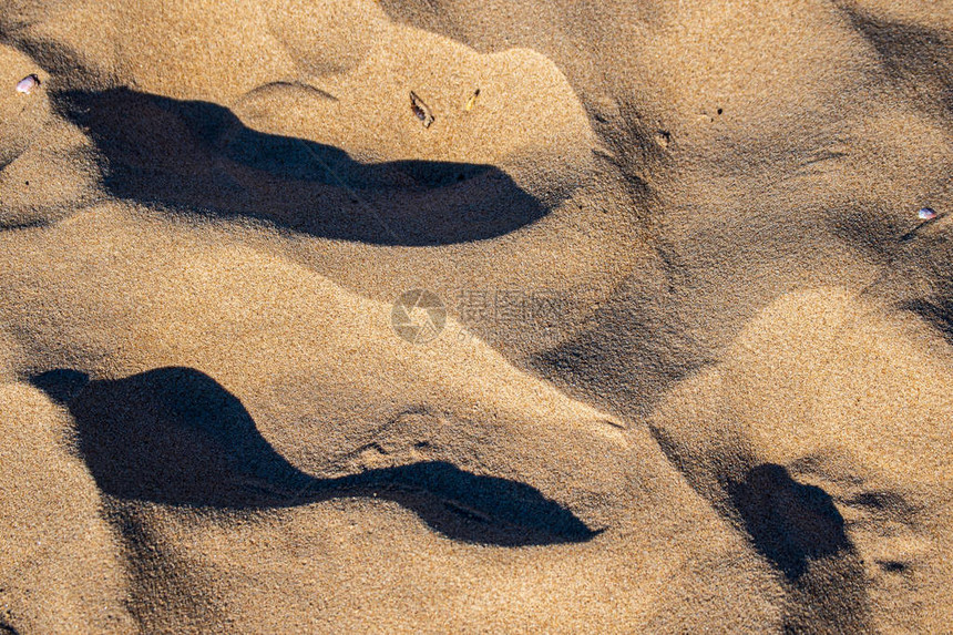 夏天海滩上的沙子质地图片
