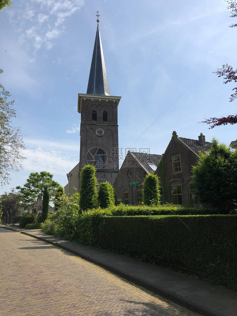荷兰曼古姆弗里斯兰教堂图片