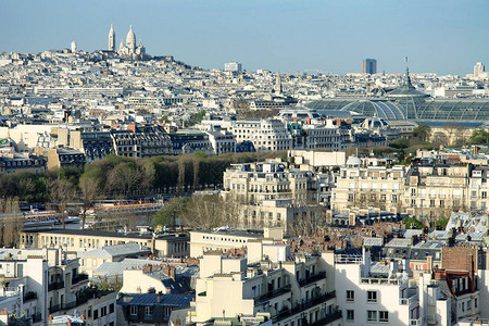 从法国巴黎的埃菲尔铁塔图片