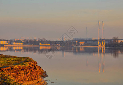清晨在新华河岸的清晨黎图片
