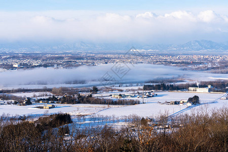 北海道冬天的霜烟图片
