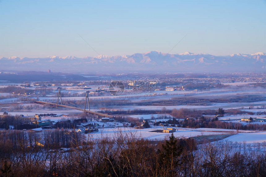 冬季十胜平原的风景图片