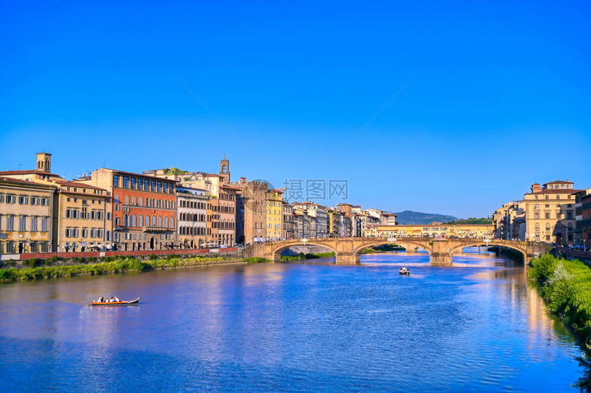 亚诺河向意大利佛罗伦萨的庞特韦奇图片