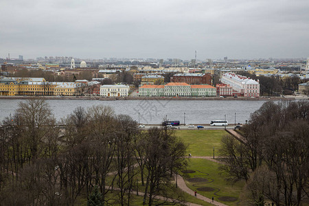 圣彼得堡市的景象从俄罗斯圣艾萨克大图片