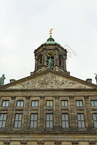 荷兰阿姆斯特丹大坝广场皇家宫顶部图片