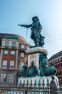 丹麦哥本哈根市中心HolmenCanal的NielsJu图片