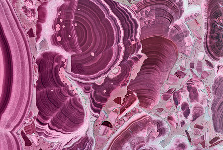 紫色石头精细纹理宏图片