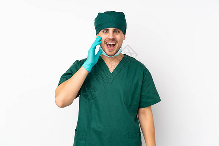 绿色制服的外科医生图片