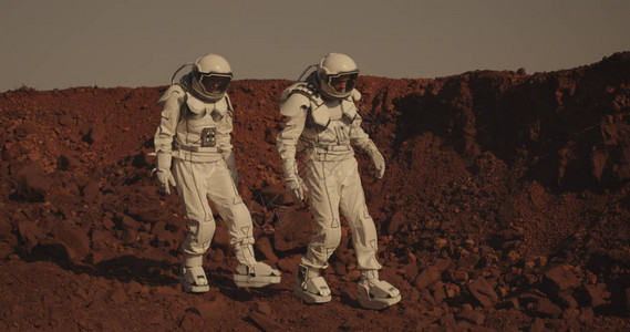 火星四溅素材两名宇航员在火星上研究岩石样背景