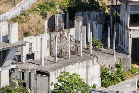 建筑物和构筑物的未完成建筑的对象图片