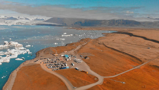 冰岛西南部的Jokullsarlon冰川湖图片